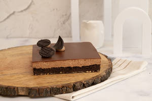 Eggless Chocolate Trinity Cake ( Sugar Free, Maida Free)