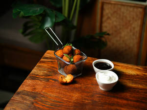 Jalapeno Cheese Poppers