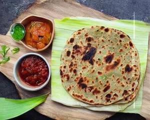 Aloo Methi Paratha