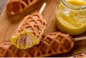 Stick HotDog Rasmalai Pistachio Waffle