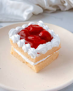 Strawberry Pastry