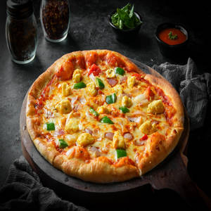 Paneer Tikka Pizza