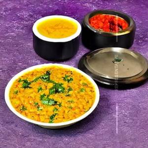 Lapeta ( Dal Rice Mix ) Lal Mirch ( Half )