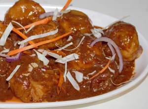 Veg manchurian momos                          