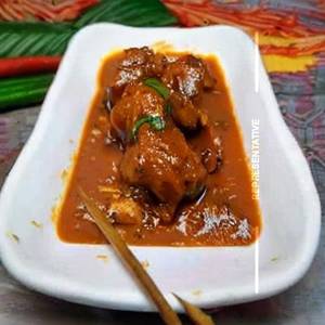 Chicken Lollipop In Schezwan Gravy