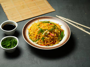 Hakka Noodles