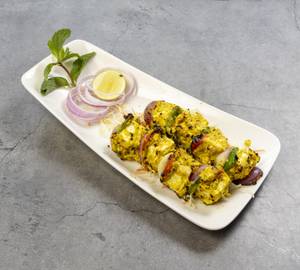 Lahsuni Paneer Tikka