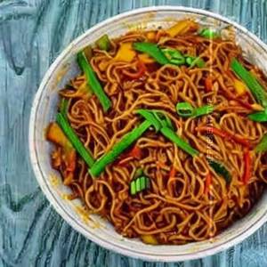 Veg Hakka Noodle