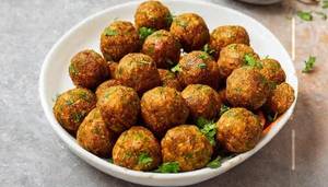 Veg Balls In Schezwan Sauce