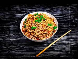 Chicken Burnt Chilly Noodles