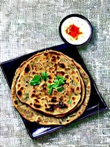 Methi Paneer Paratha