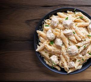 Chiken white sauce pasta