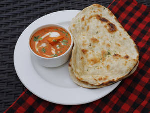 Paneer Butter Masala With 2 Butter Naan