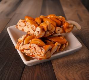 Mava kaju chikki 100gm