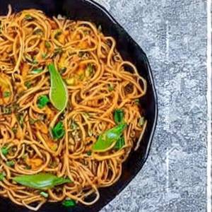 Prawns Schezwan Hakka Noodles