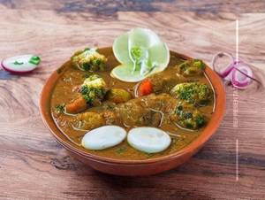 Veg Kadai Green Gravy