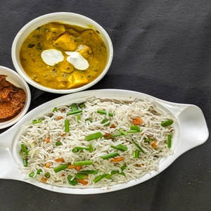 Veg Fried Rice With Paneer Butter Masala