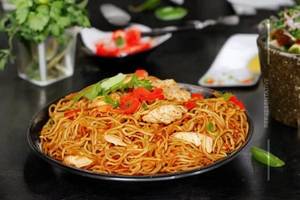 Schezwan Chicken Noodles
