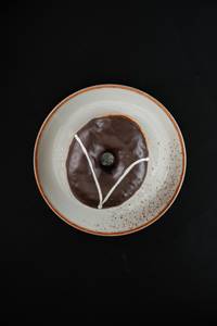 CHOCO V DONUT