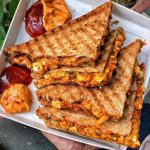 Tandoori Paneer Sandwich