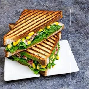 Corn Spinach Grill Sandwich