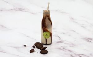 Vanilla Oreo Shake