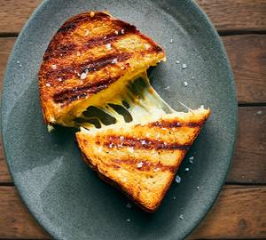 The Masque Melt [Grilled Cheese Sandwich]
