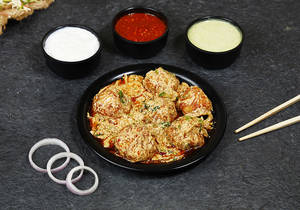 Gravy Momos