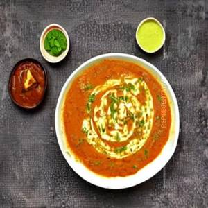 Onion Paratha & Paneer Butter Masala