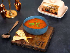 Roasted Tomato & Fresh Basil Soup