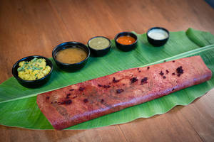 Beetroot Masala Dosai (230 Cal.)