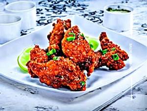 Spicy Saucy Crispy Fried Chicken Wings
