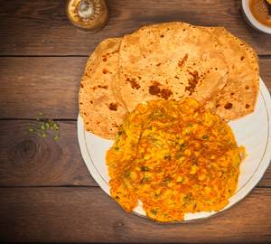 2 Egg Bhurji with 4 Plain Paratha