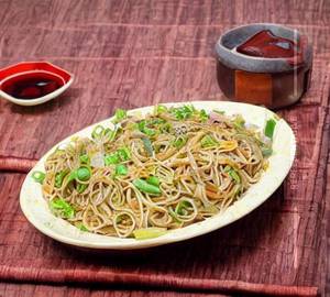 Hakka Noodles- Dry