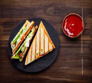 Spicy Paneer Sandwich