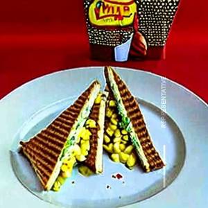 American Golden Corn Sandwich
