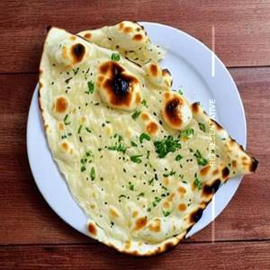 Cheese naan