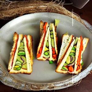 Cheese Vegetable Sandwichs