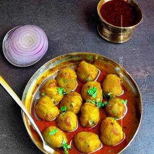 Dum Aloo Kashmiri