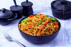 Vegetable Chilli Garlic Noodles