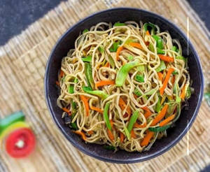 Veg Hakka Noodles
