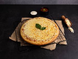 Double Cheese Margherita Pizza