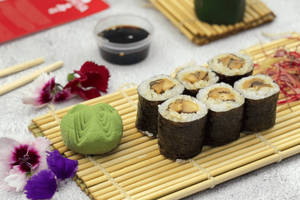 Shiitake Maki (6 Pcs)