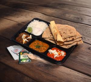 Paneer Deluxe Thali