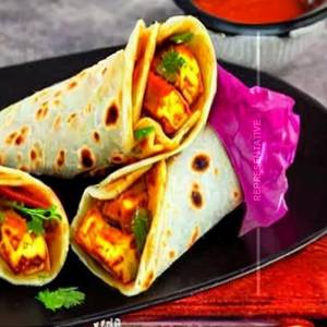 Aloo Paneer Egg Roll