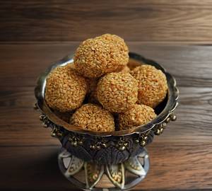 Till  ladoo 500gm