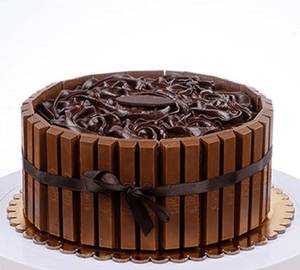 Kit-Kat  Chocolate Cake