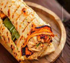 Tawa grilled chicken roll