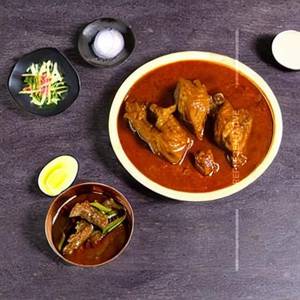 Duck In Anishe