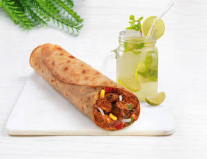 Classic Grilled Chicken Roll + Lemonade